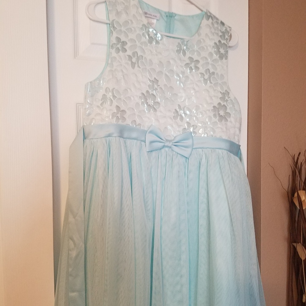 Girls plus dress